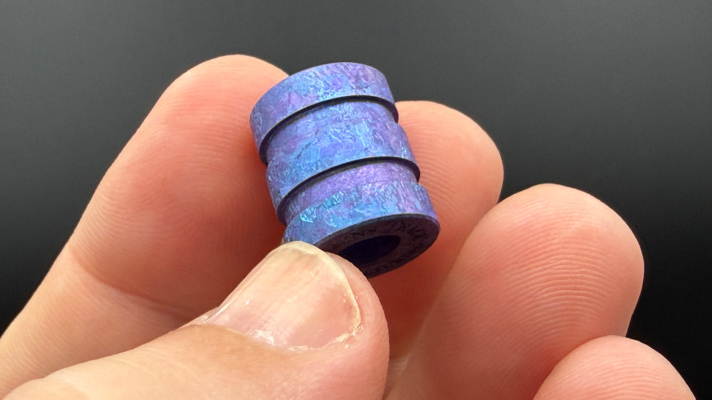 Blurple Crystal Titanium The Middle Bead