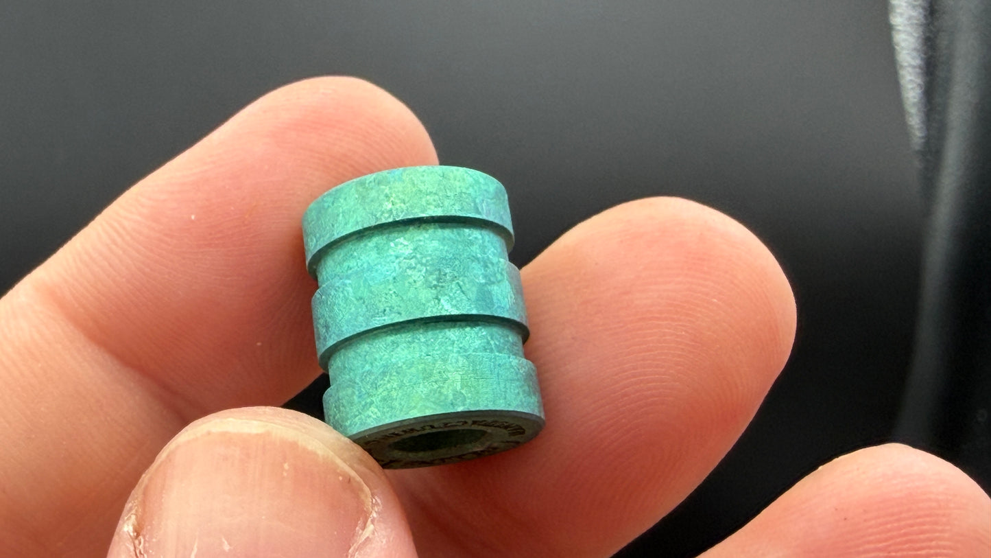 Green Crystal Titanium The Middle Bead