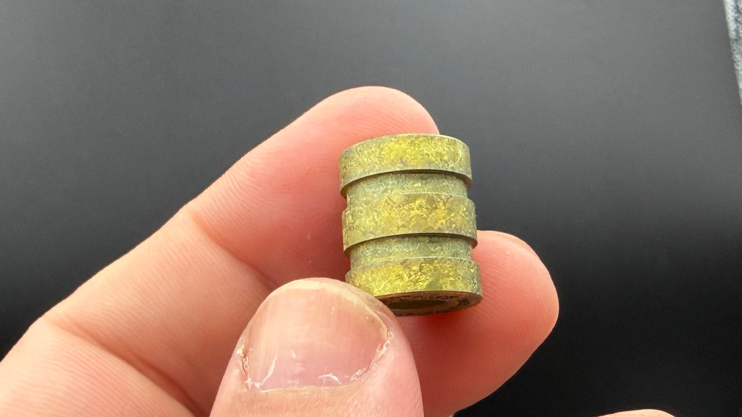 Gold Crystal Titanium The Middle Bead