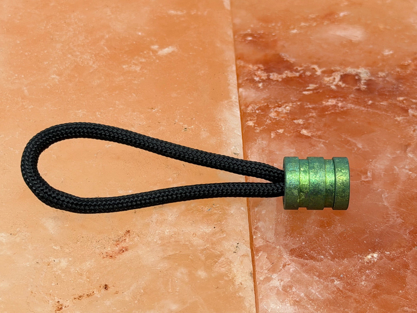 Green Crystal Titanium Two Line The End Bead