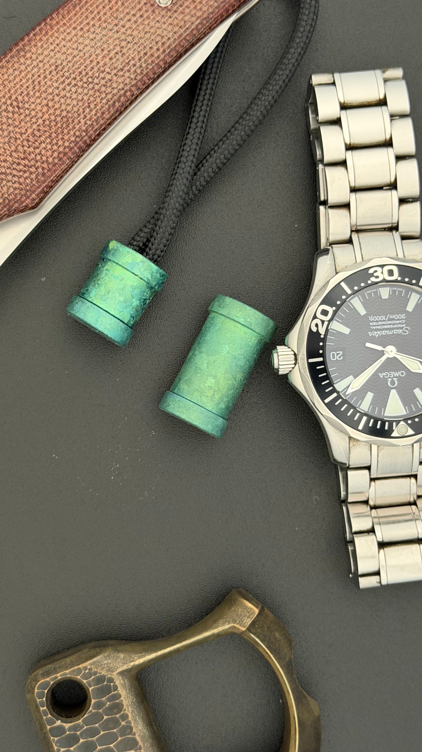 Green Crystal Titanium XL The End Bead