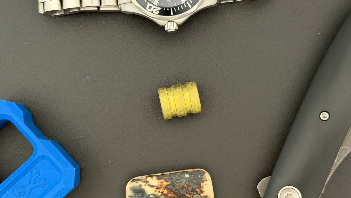Gold Crystal Titanium The Middle Bead