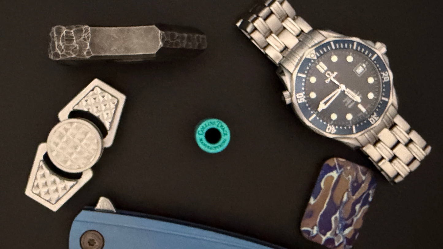 Ice Blue Crystal Titanium The Middle Bead